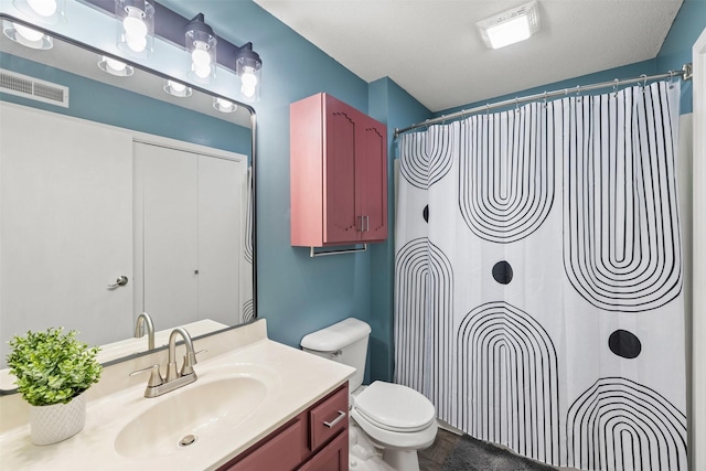 2128 NW 156th St Unit 31, Clive, IA 50325 - bathroom featuring vanity and a shower with curtain