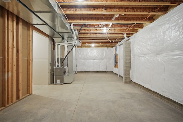1819 Tuscany Dr SE, Altoona, IA 50009 - unfinished basement featuring heating unit