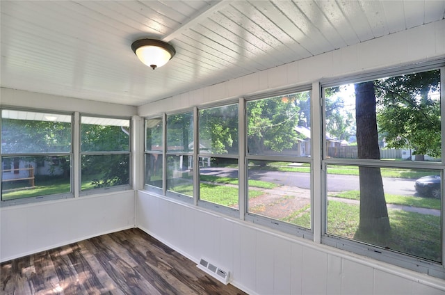 3904 3rd St, Des Moines, IA 50313 - unfurnished sunroom featuring healthy amount of natural light