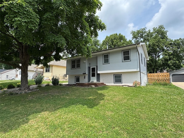 1105 Bundy St, Des Moines, IA 50315 - view of bi-level home
