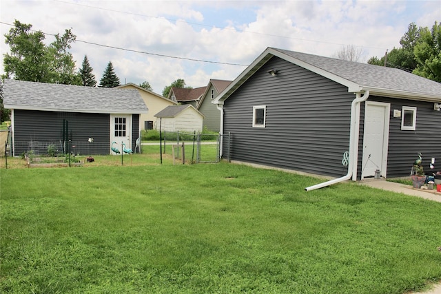 111 S 3rd Ave, Huxley, IA 50124 - view of yard featuring an outdoor structure