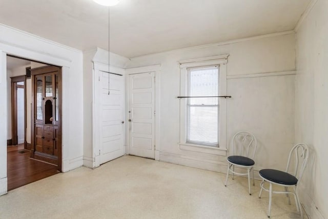 1236 York St, Des Moines, IA 50316 - empty room featuring ornamental molding