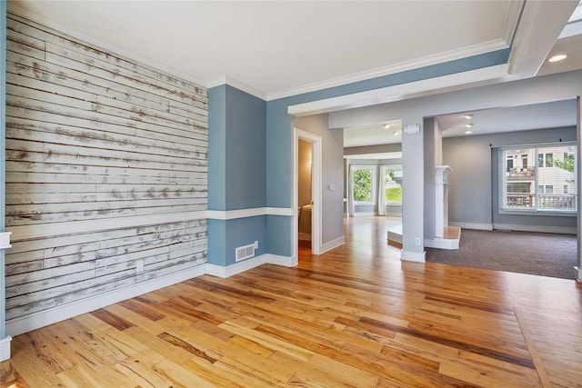 4108 158th Cir, Urbandale, IA 50323 - unfurnished room featuring ornamental molding, light wood-style flooring, and recessed lighting