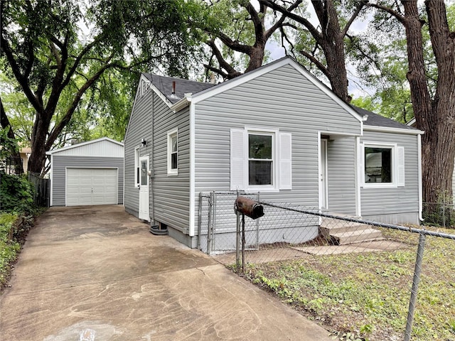 2753 Adams Ave, Des Moines, IA 50310 - photo 2