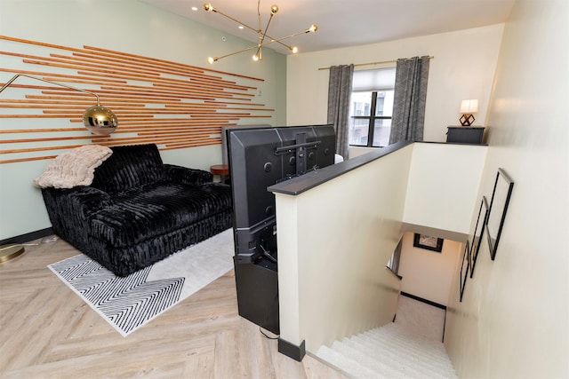 400 E Locust St Unit 102, Des Moines, IA 50309 - living room with a chandelier