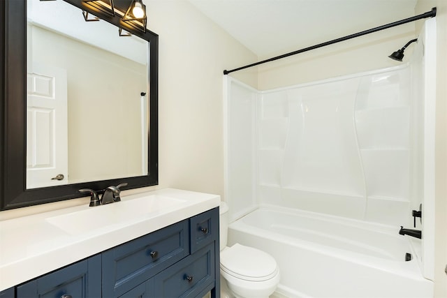 2240 Hart Ave Unit 4, Des Moines, IA 50320 - full bathroom with vanity and bathtub / shower combination