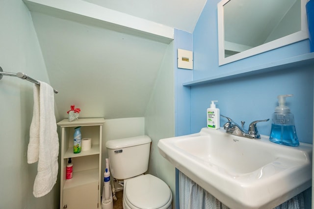 3215 44th St, Des Moines, IA 50310 - photo 16