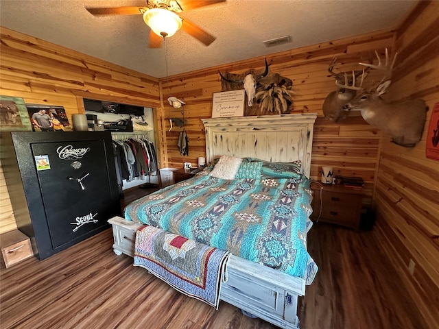 2463 328th Ln, Peru, IA 50222 - photo 12
