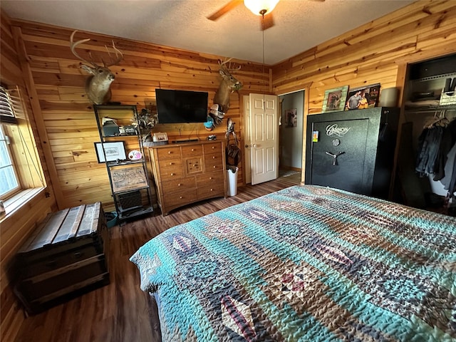 2463 328th Ln, Peru, IA 50222 - photo 13