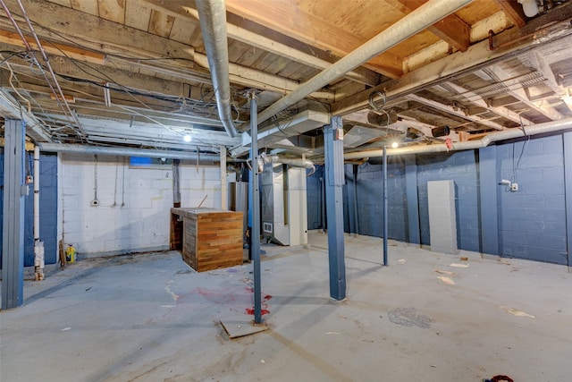 914 W Montgomery St, Knoxville, IA 50138 - photo 16