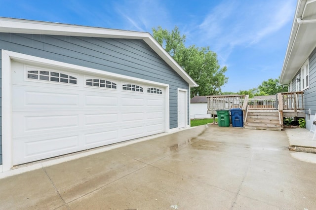 3817 80th St, Urbandale, IA 50322 - view of garage