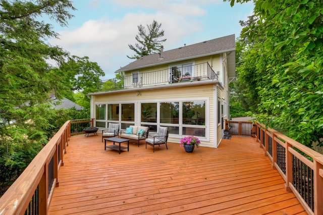2418 Terrace Rd, Des Moines, IA 50312 - wooden terrace with outdoor lounge area