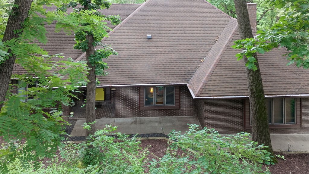 111 Zwart Rd, Des Moines, IA 50312 - view from above of property