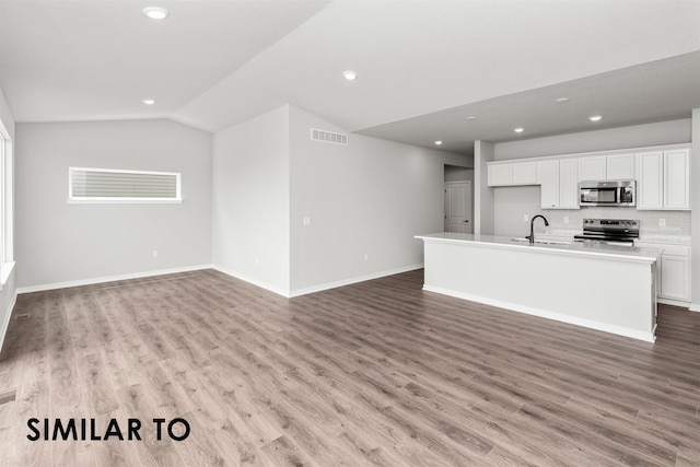 585 NW Compass Ave, Waukee, IA 50263 - photo 17