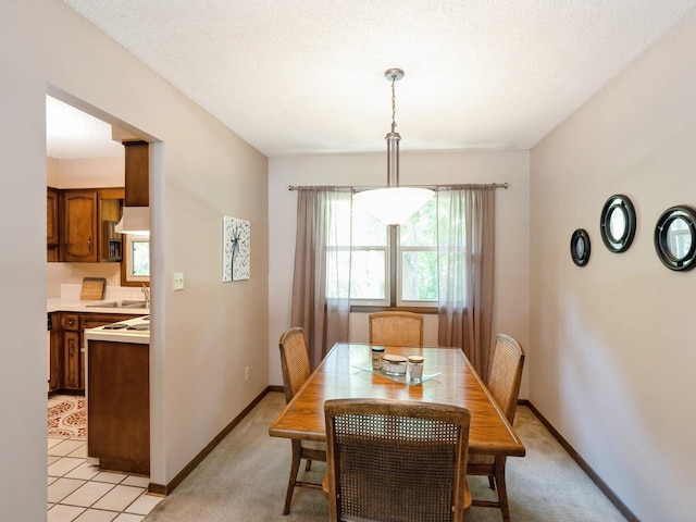 904 52nd St, West Des Moines, IA 50265 - dining space featuring baseboards