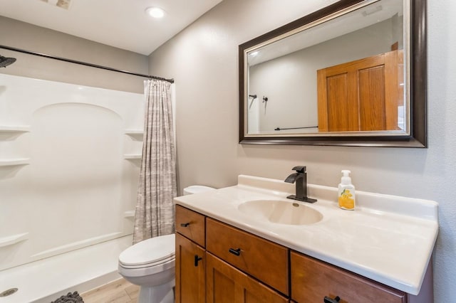 2687 NW 165th Ln, Clive, IA 50325 - full bath with vanity, wood finished floors, and shower / bathtub combination with curtain