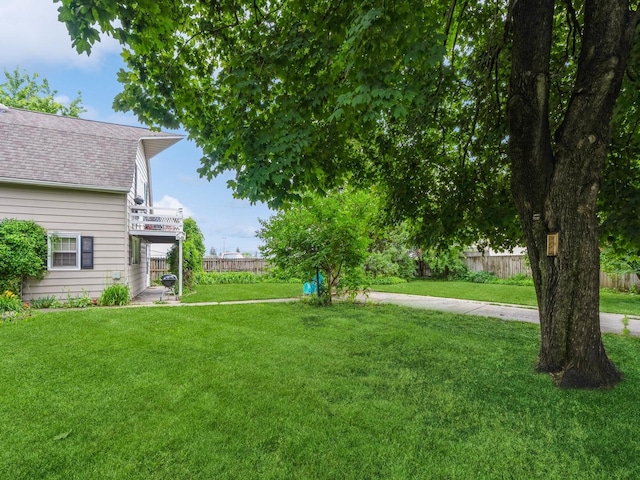 110 E 20th St N, Newton, IA 50208 - view of yard