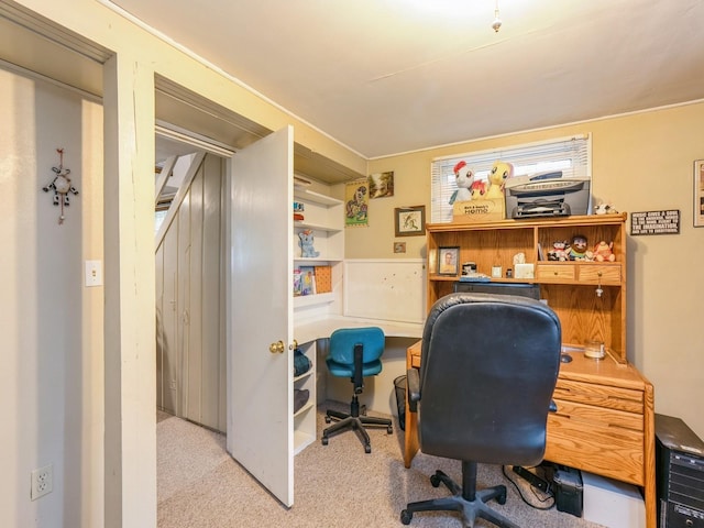 110 E 20th St N, Newton, IA 50208 - view of carpeted home office