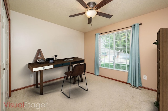 5514 SE 24th St, Des Moines, IA 50320 - carpeted office space with a ceiling fan and baseboards