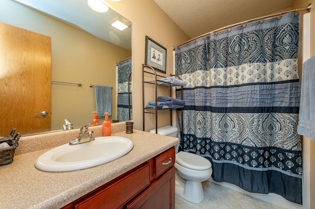 105 Everett Cir, Mingo, IA 50168 - full bath featuring vanity and tile patterned flooring