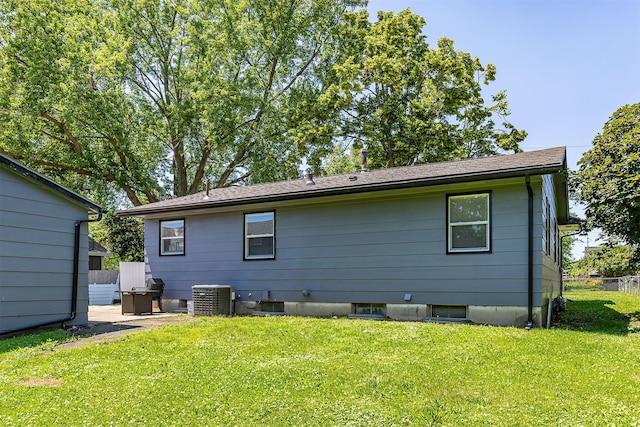 3113 E 36th Ct, Des Moines, IA 50317 - back of property