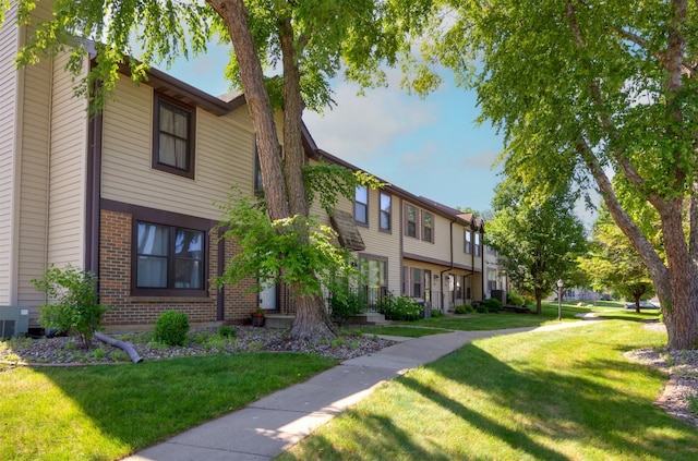 8628 Alpine Dr Unit C, Urbandale, IA 50322 - view of property with a residential view