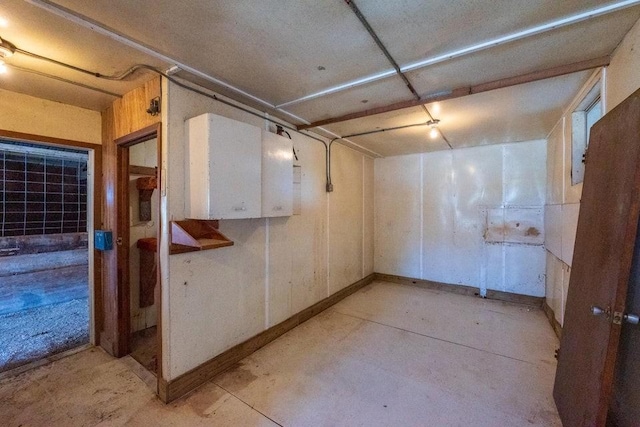 28453 530th Ave, Kelley, IA 50134 - below grade area with baseboards