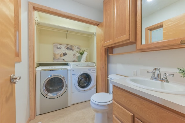 28453 530th Ave, Kelley, IA 50134 - laundry room featuring washing machine and dryer