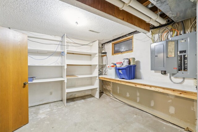 3863 NE 88th St, Altoona, IA 50009