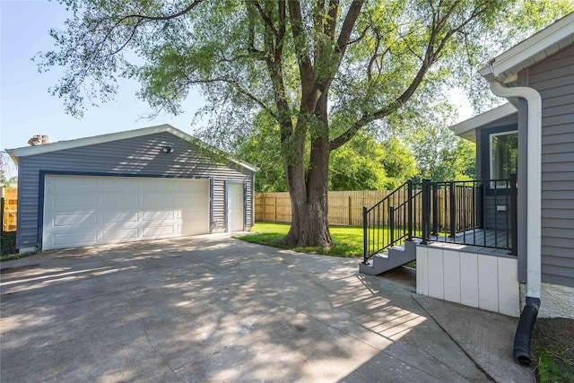 2715 Center St, Des Moines, IA 50312 - view of detached garage
