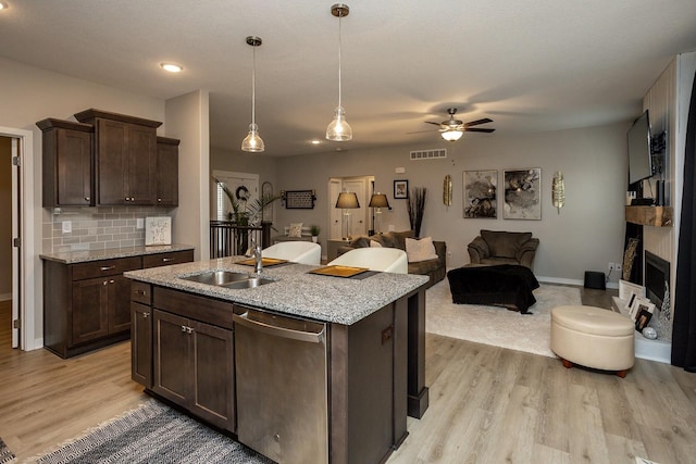 820 Sandstone Pt, Waukee, IA 50263 - photo 15