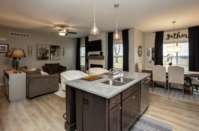 820 Sandstone Pt, Waukee, IA 50263 - photo 16