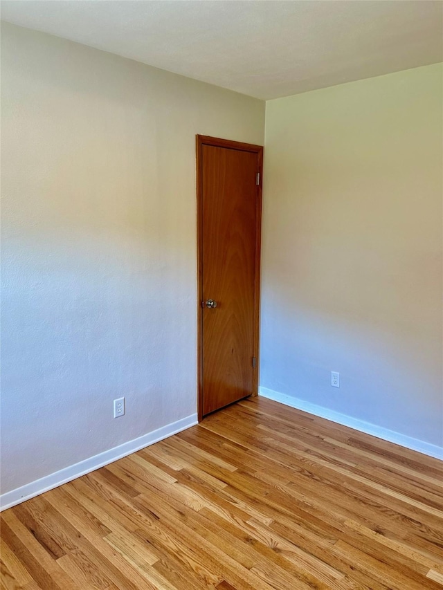 2327 Glenbrook Dr, Des Moines, IA 50316 - empty room with light wood-style flooring and baseboards