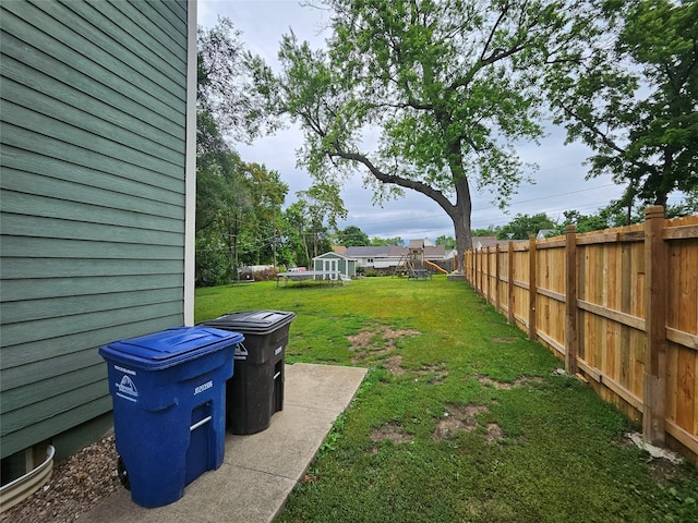 1096 Buchanan St, Des Moines, IA 50316 - view of fenced backyard