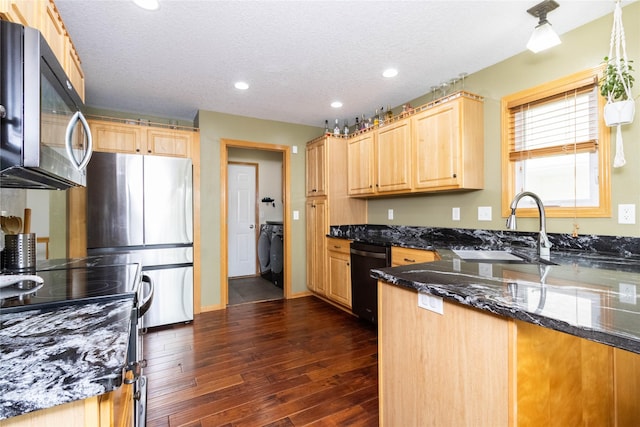 12335 Tanglewood Dr, Urbandale, IA 50323 - photo 8