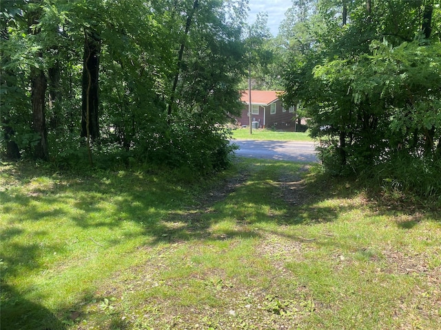 6002 Waukonda Dr, Brooklyn, IA 52211