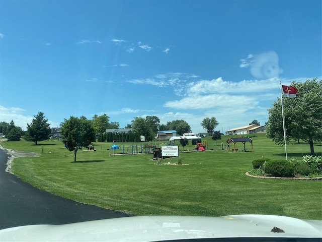 6002 Waukonda Dr, Brooklyn, IA 52211