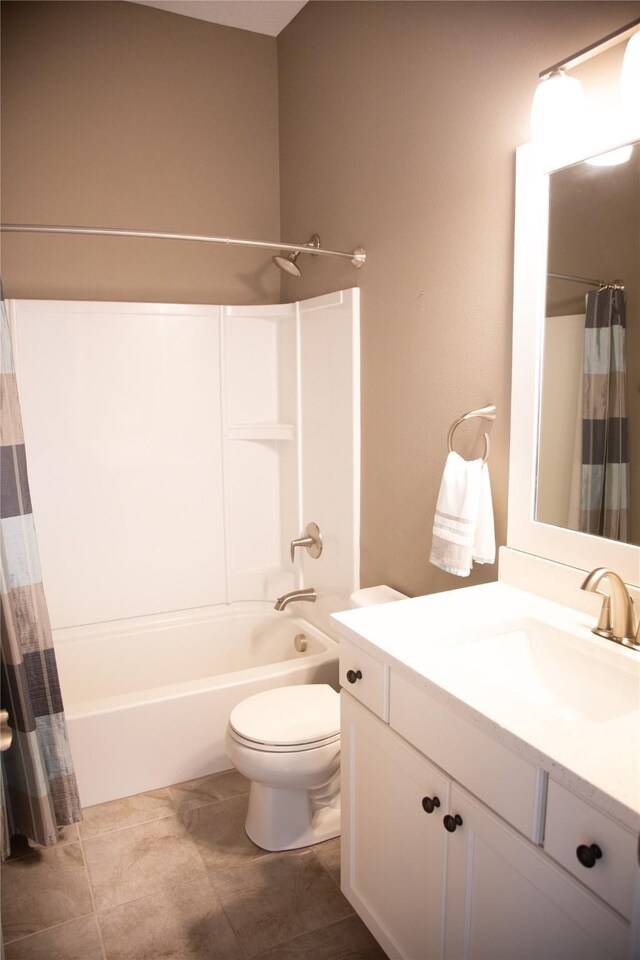 7809 NW 96th St, Johnston, IA 50131 - photo 20