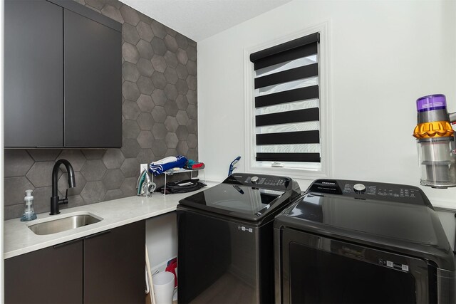 1286 Glen Oaks Dr, West Des Moines, IA 50266 - washroom featuring washer and dryer and cabinet space