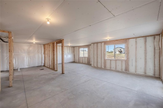 5610 Leyden Ave, Des Moines, IA 50317 - view of basement