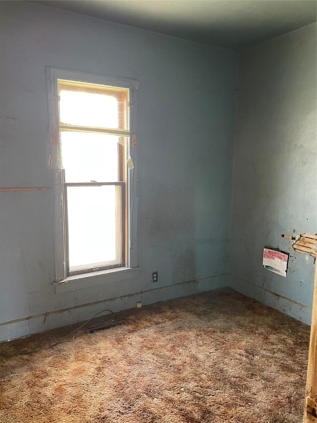 603 N 1st Ave, Marshalltown, IA 50158 - view of spare room