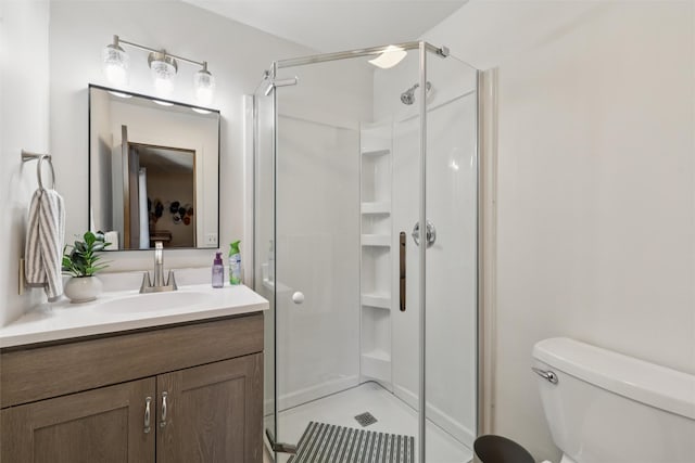 4200 SW 23rd Pl, Des Moines, IA 50321 - full bath featuring a shower stall and vanity