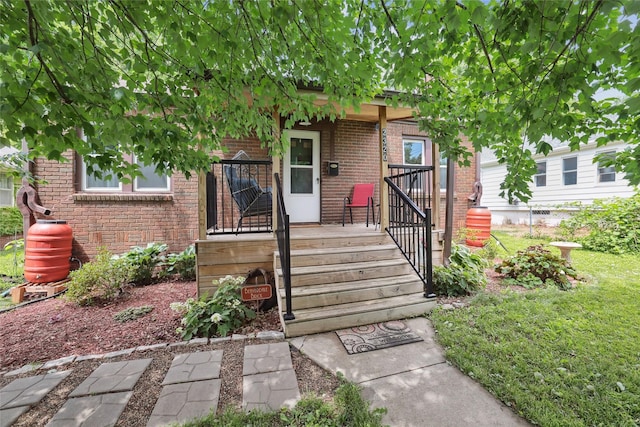 2320 44th St, Des Moines, IA 50310 - photo 1