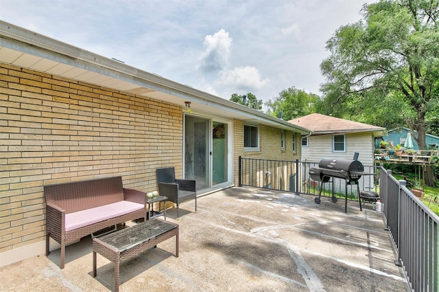 2904 Shadyoak Dr, Des Moines, IA 50310 - view of patio / terrace featuring a grill