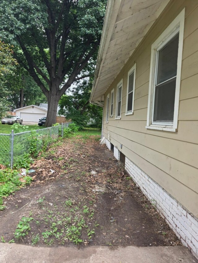 2127 E 13th St, Des Moines, IA 50316 - view of home's exterior