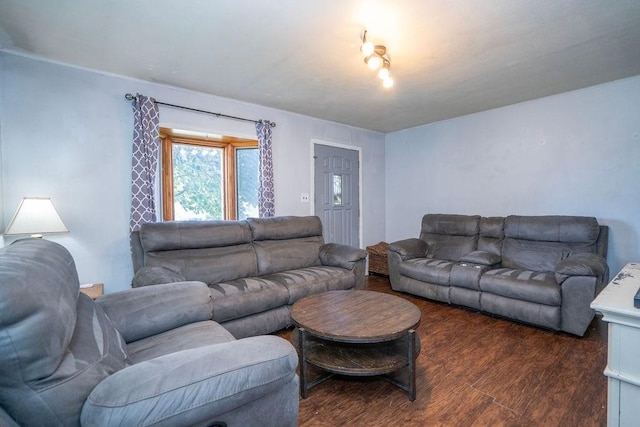 310 E 19th St S, Newton, IA 50208 - living area featuring wood finished floors