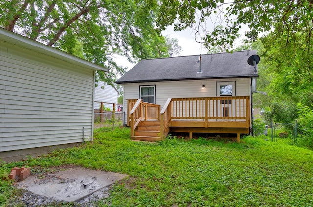 3416 Garfield Ave, Des Moines, IA 50317 - back of property with a deck and a shingled roof