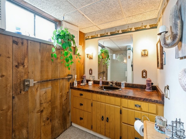 2400 Farwell Rd, Des Moines, IA 50317 - bathroom with vanity and a shower