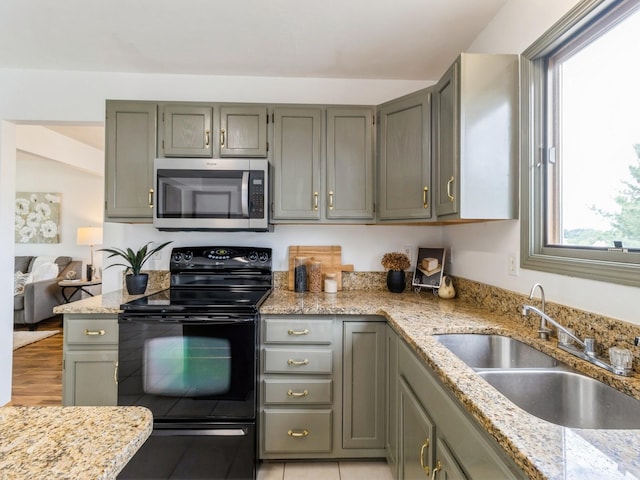 5055 Cherrywood Dr, West Des Moines, IA 50265 - photo 9