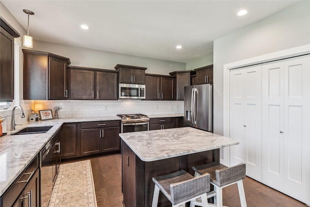 14910 Walnut Meadows Dr, Urbandale, IA 50323 - photo 9